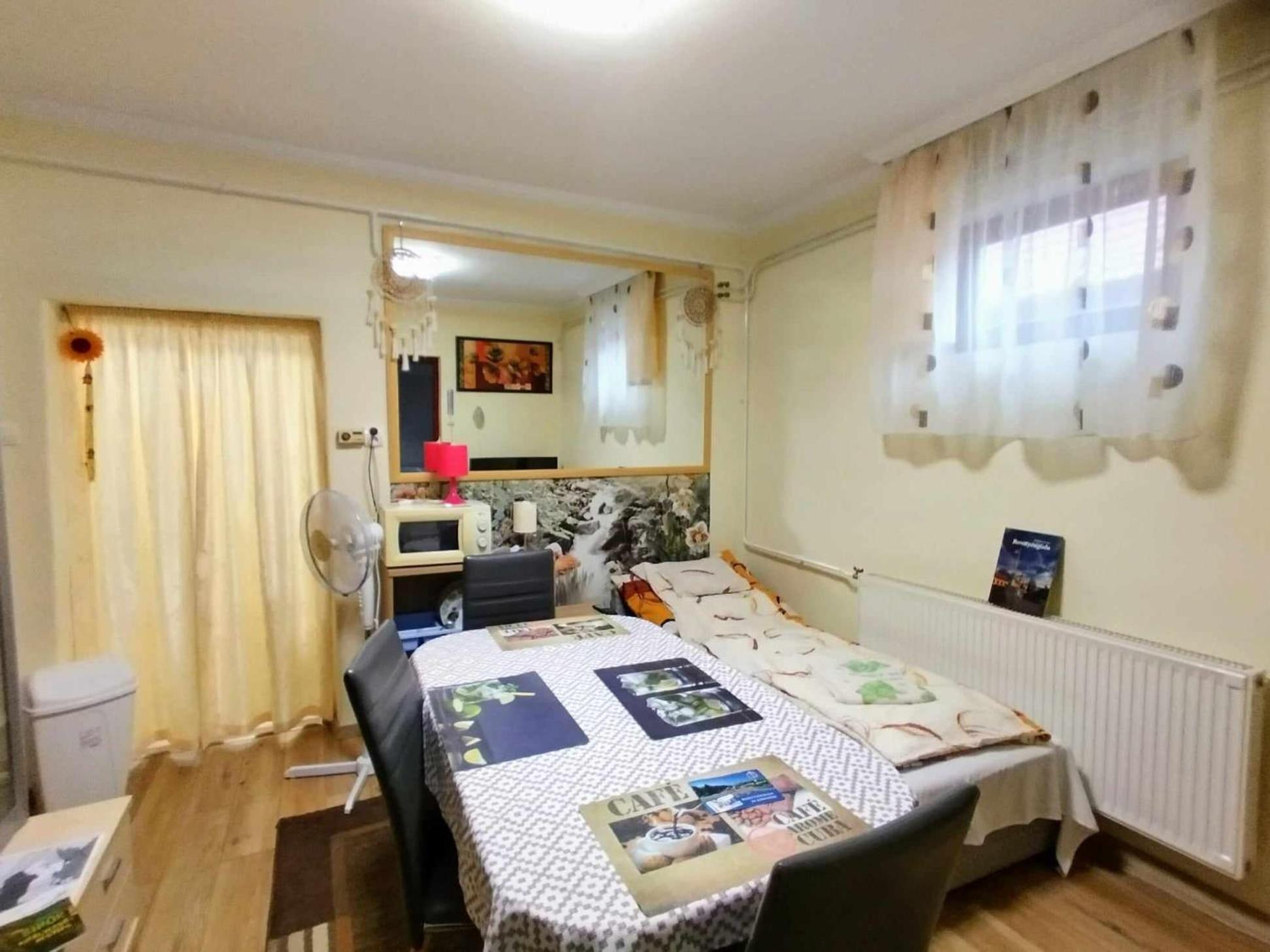 Bundik Vendeghaz Apartment Berettyóújfalu Екстериор снимка