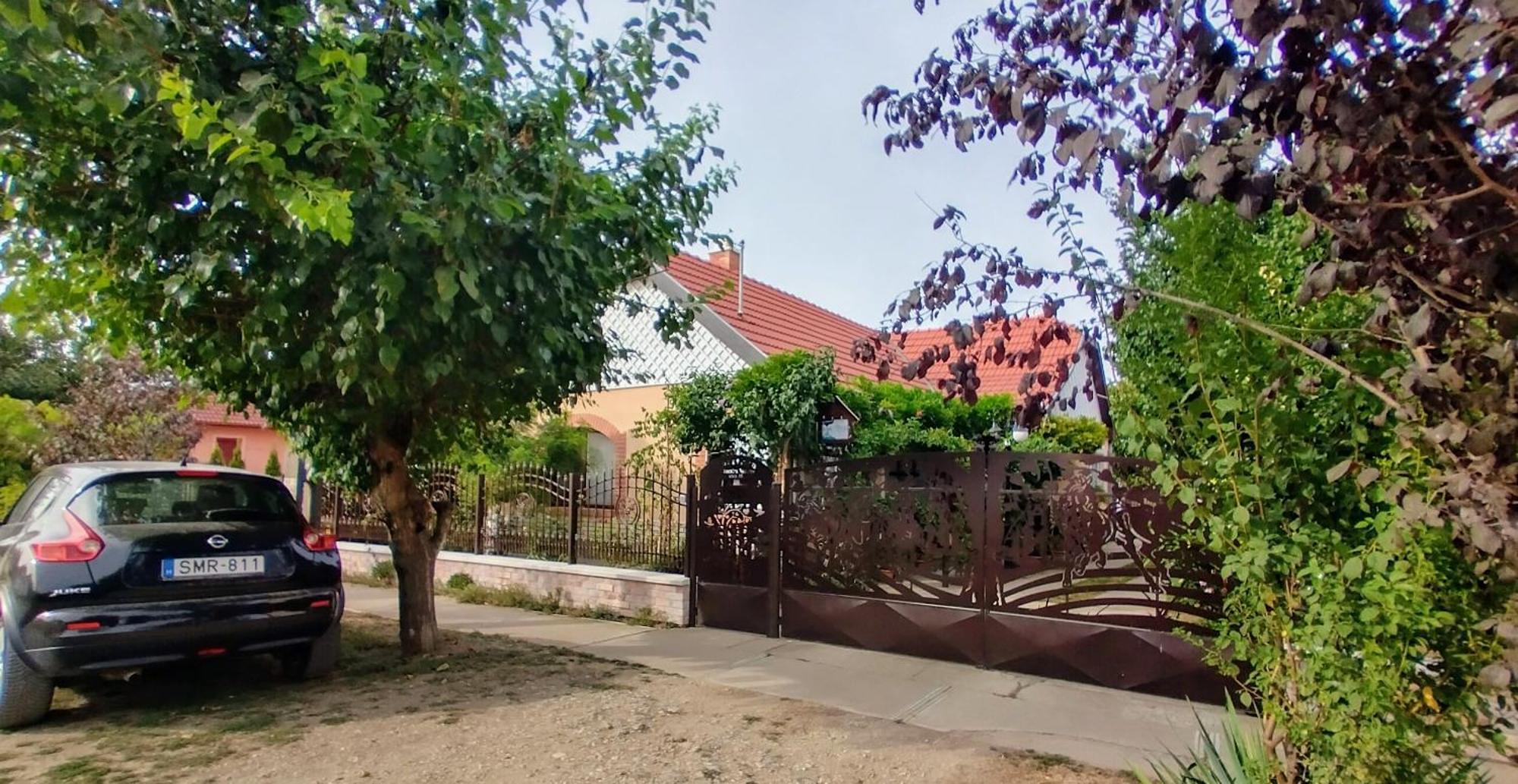 Bundik Vendeghaz Apartment Berettyóújfalu Екстериор снимка
